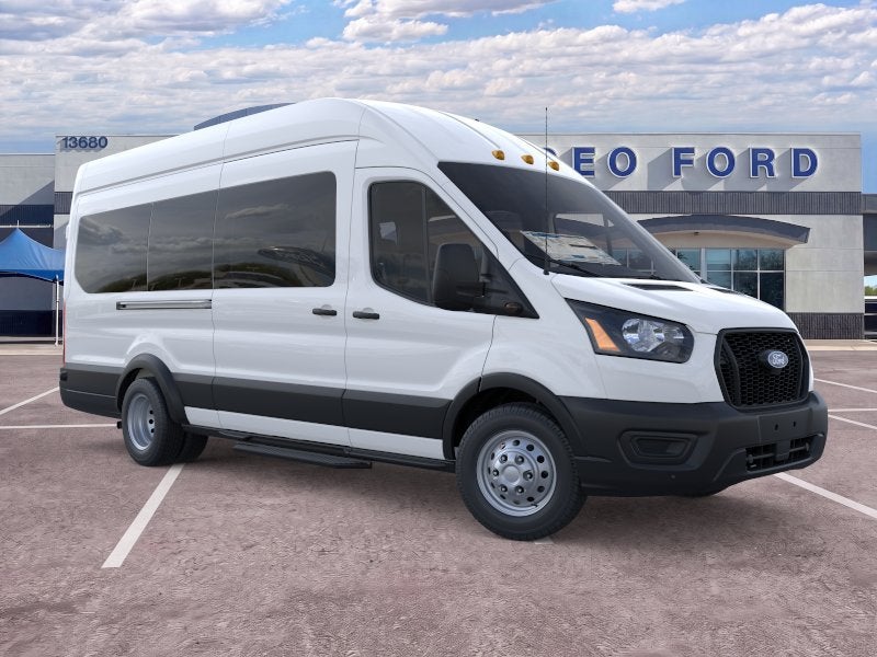 2026 Ford Transit Passenger Wagon XL