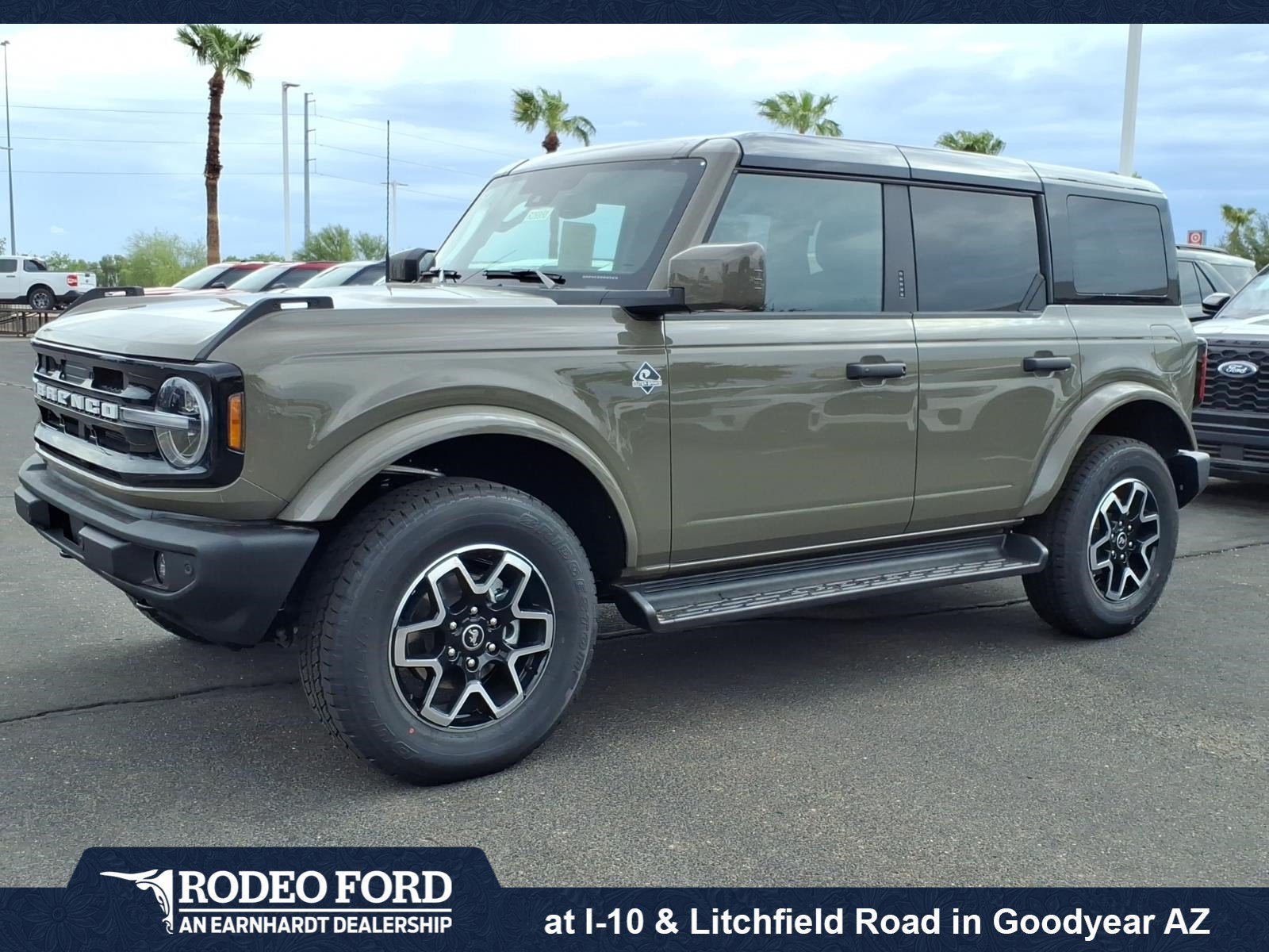 2026 Ford Bronco Outer Banks