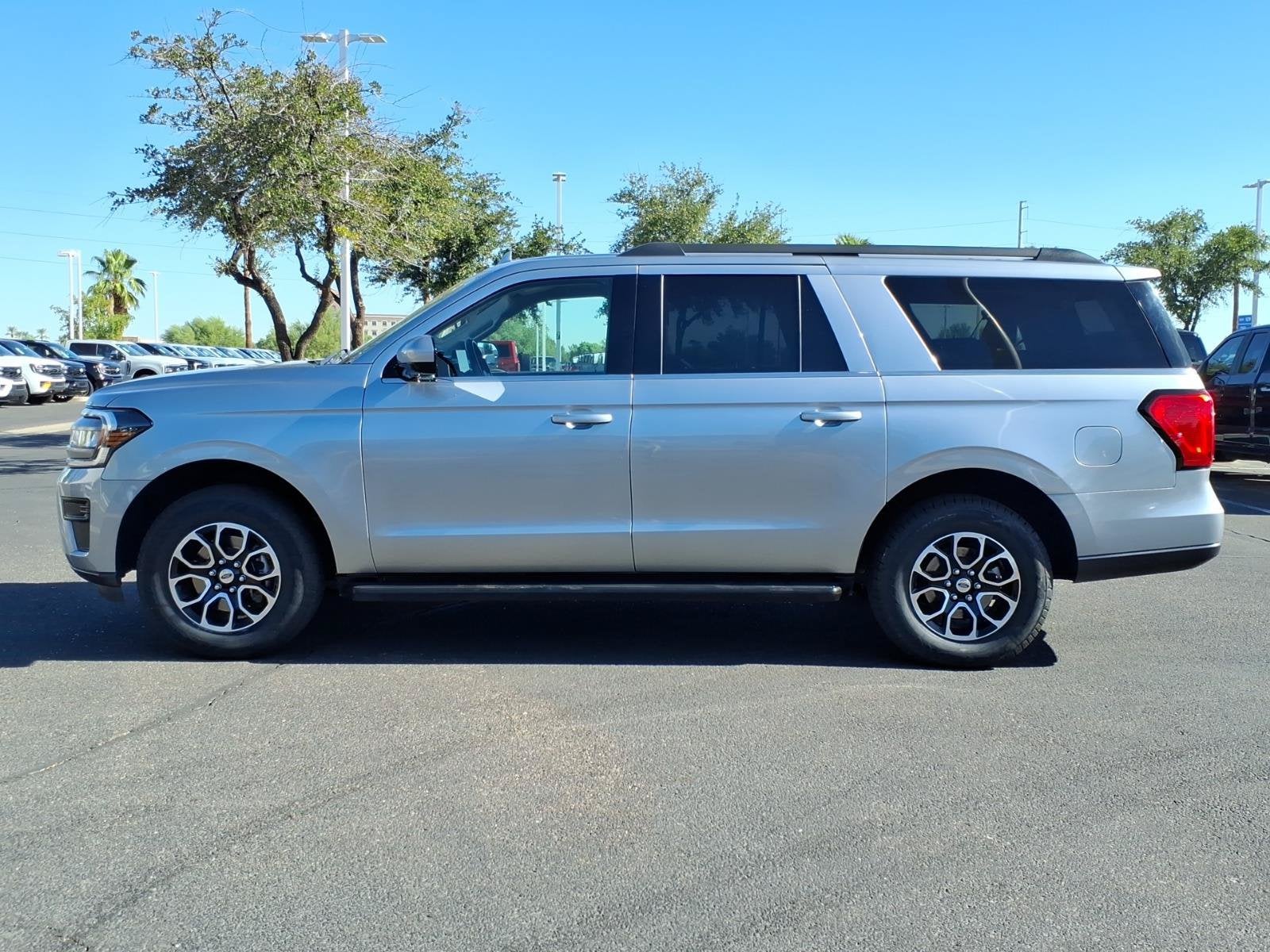 2024 Ford Expedition Max XLT