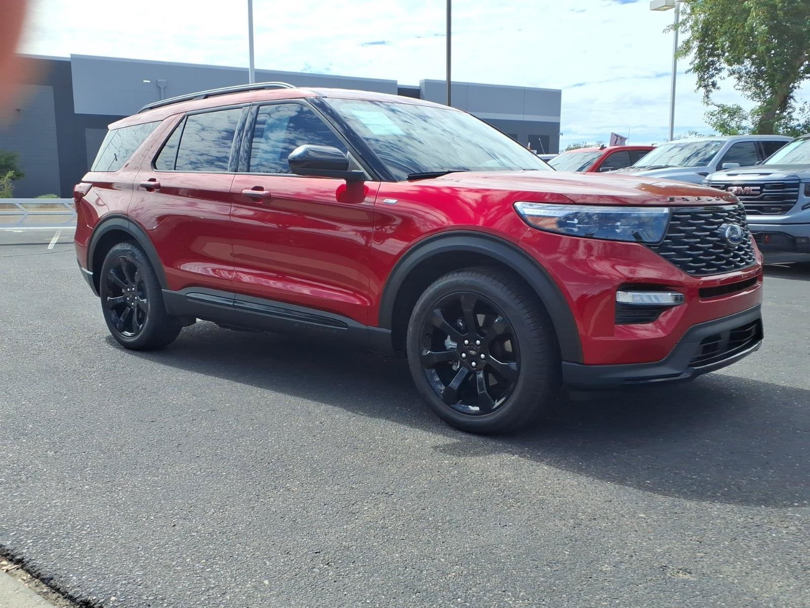 2023 Ford Explorer ST-Line