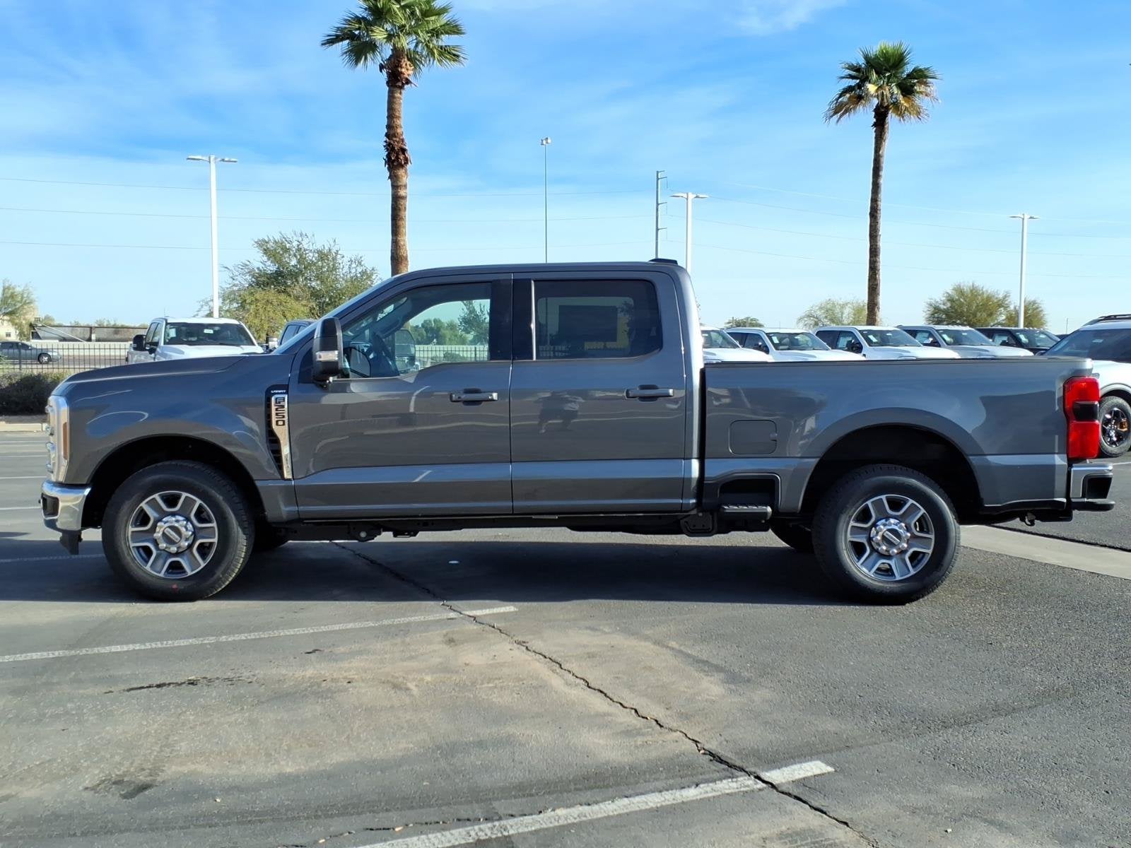 2026 Ford Super Duty F-250 SRW LARIAT