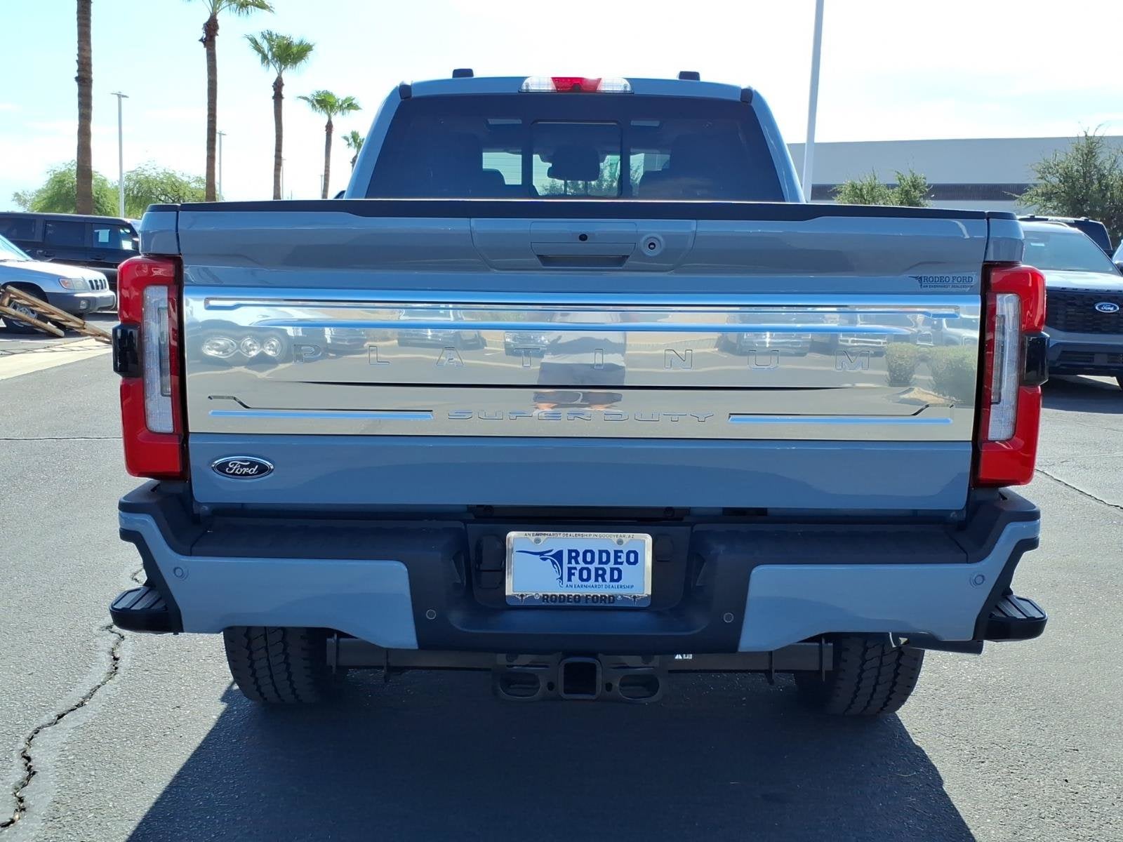 2026 Ford Super Duty F-250 SRW Platinum