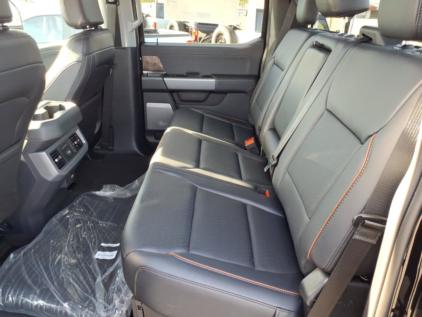 2027 Ford Super Duty F-250 SRW LARIAT