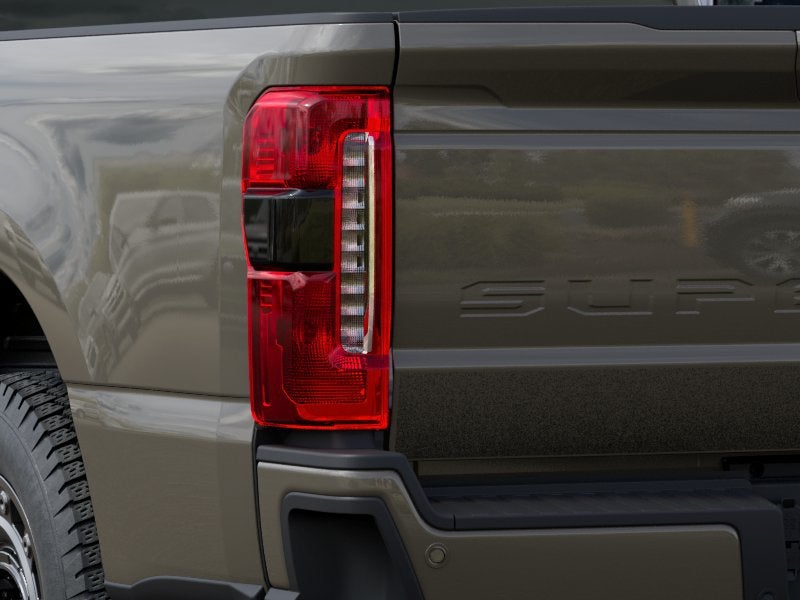 2027 Ford Super Duty F-250 SRW XLT
