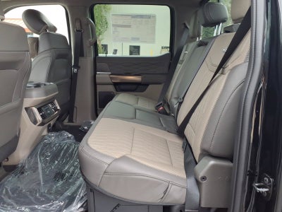 2026 Ford Super Duty F-350 SRW Platinum
