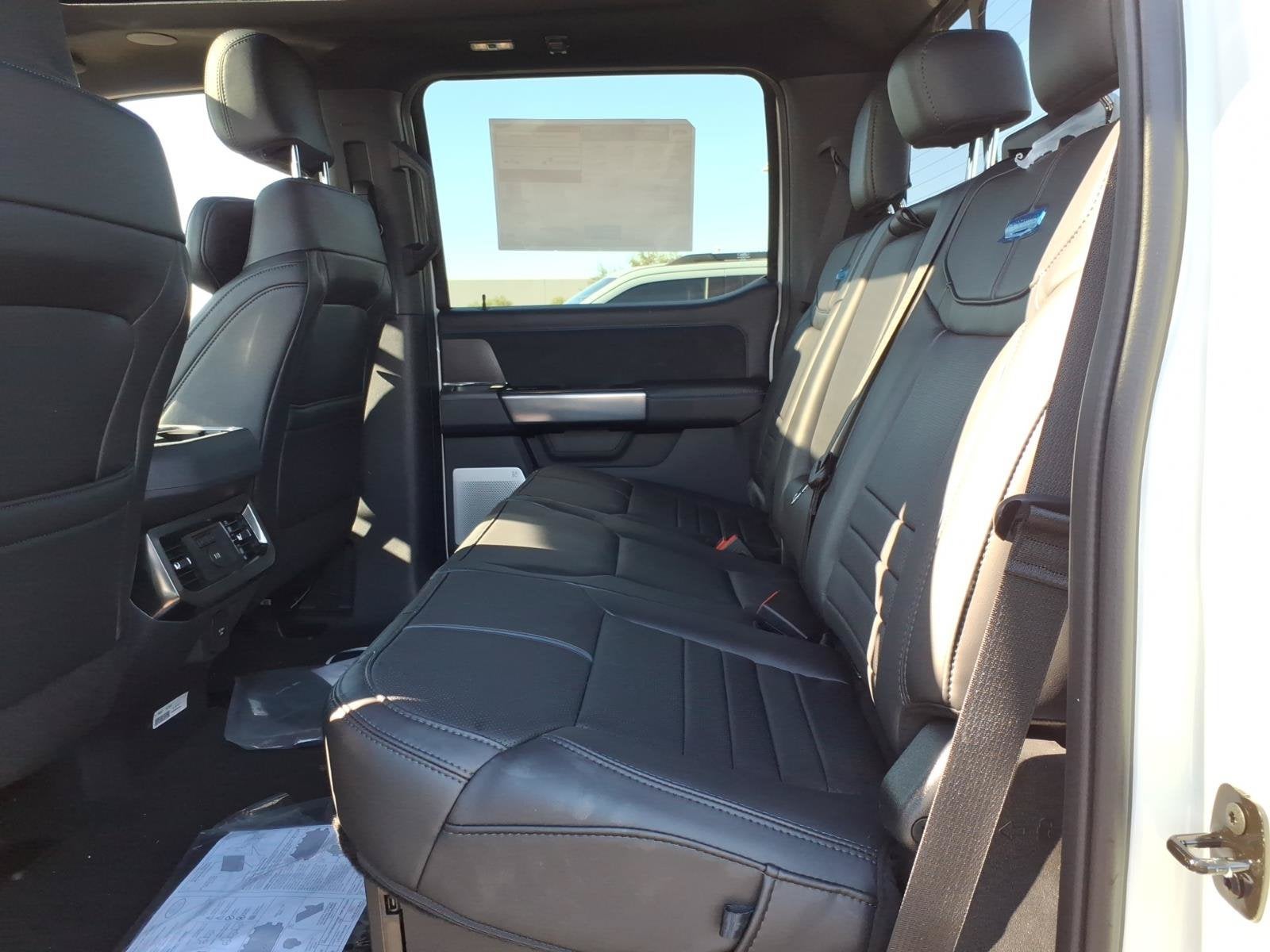 2026 Ford Super Duty F-350 DRW Platinum