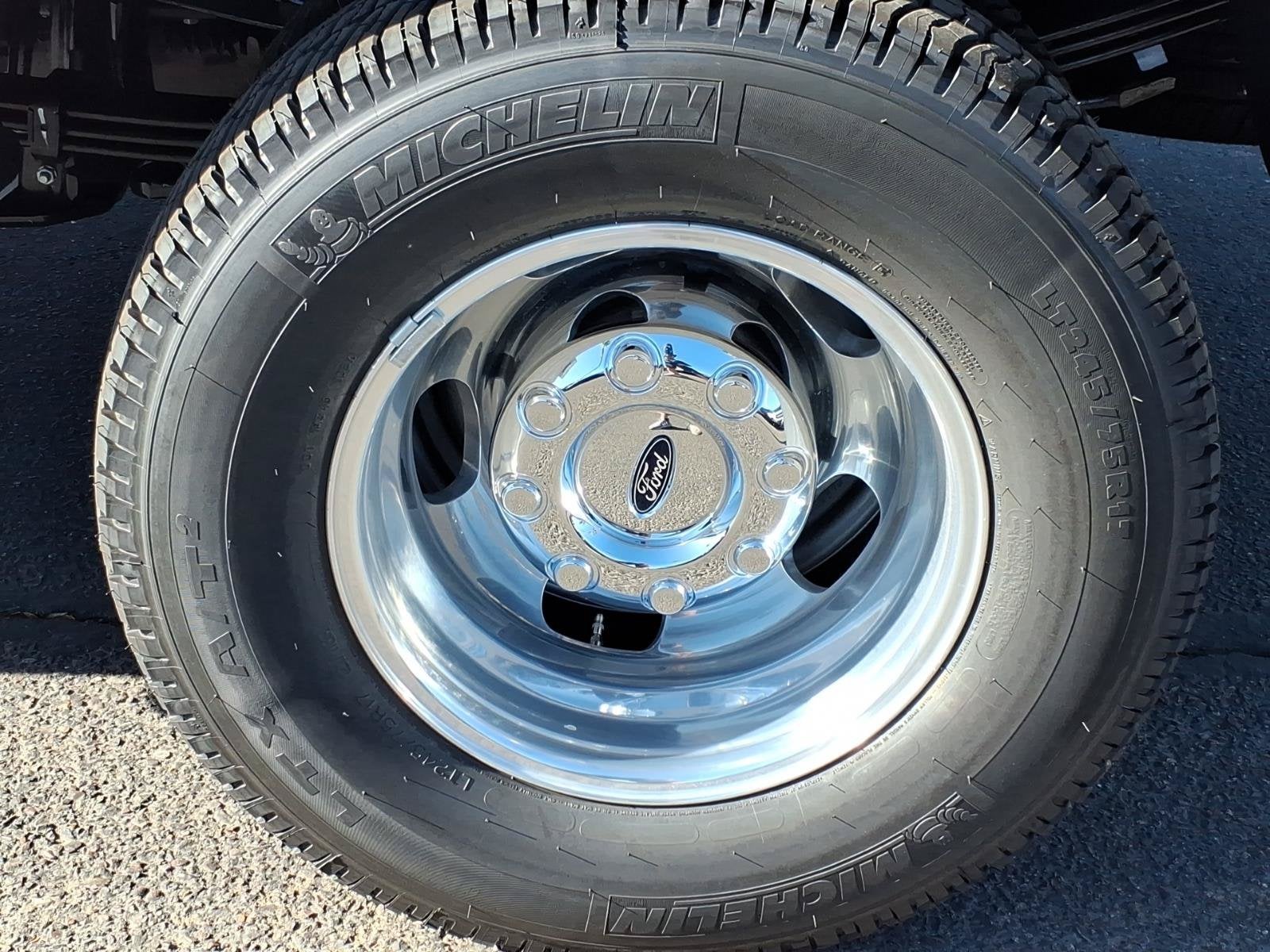 2026 Ford Super Duty F-350 DRW Platinum