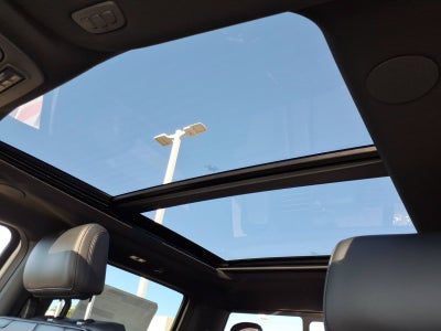 2026 Ford Super Duty F-350 DRW Platinum
