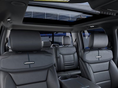 2027 Ford Super Duty F-450 DRW Platinum