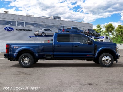 2027 Ford Super Duty F-450 DRW Platinum
