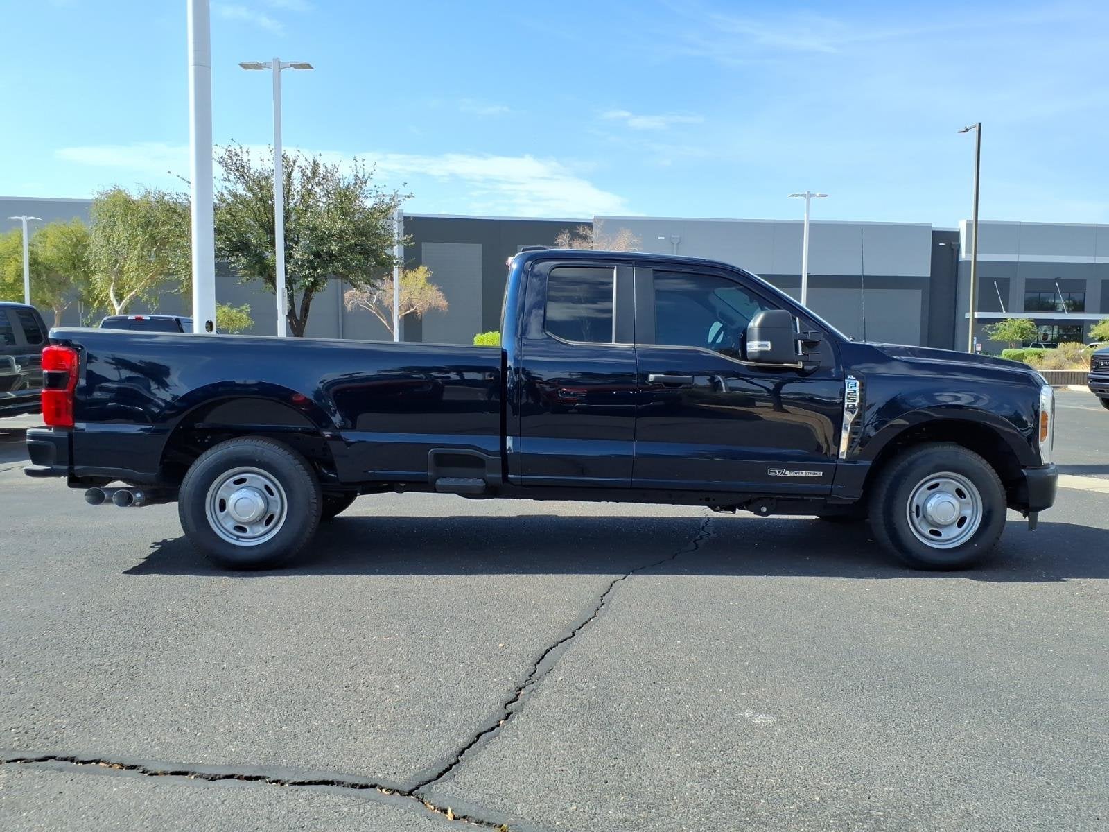 2025 Ford Super Duty F-250 SRW XL