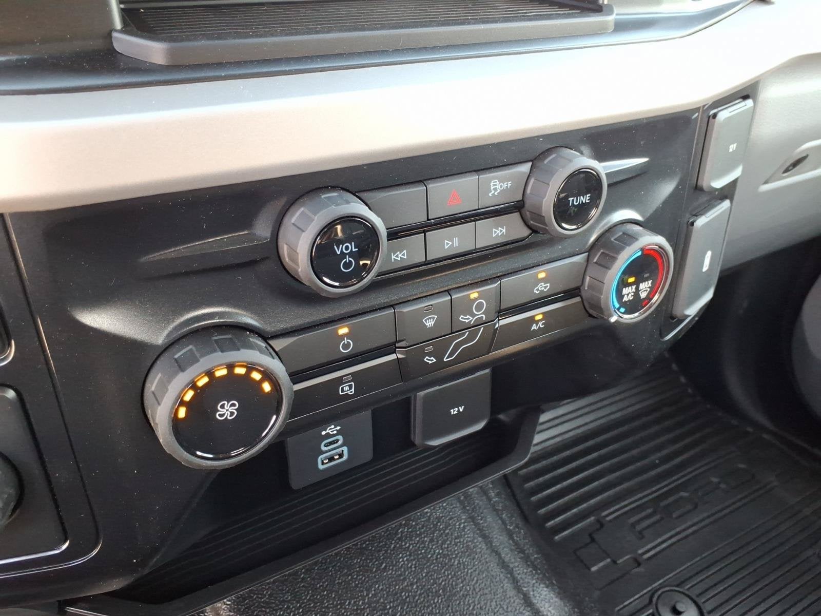 2025 Ford Super Duty F-350 SRW XL