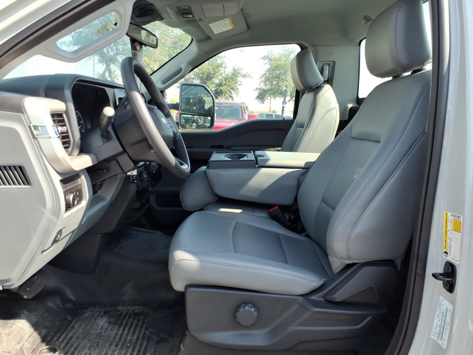 2025 Ford Super Duty F-250 SRW XL
