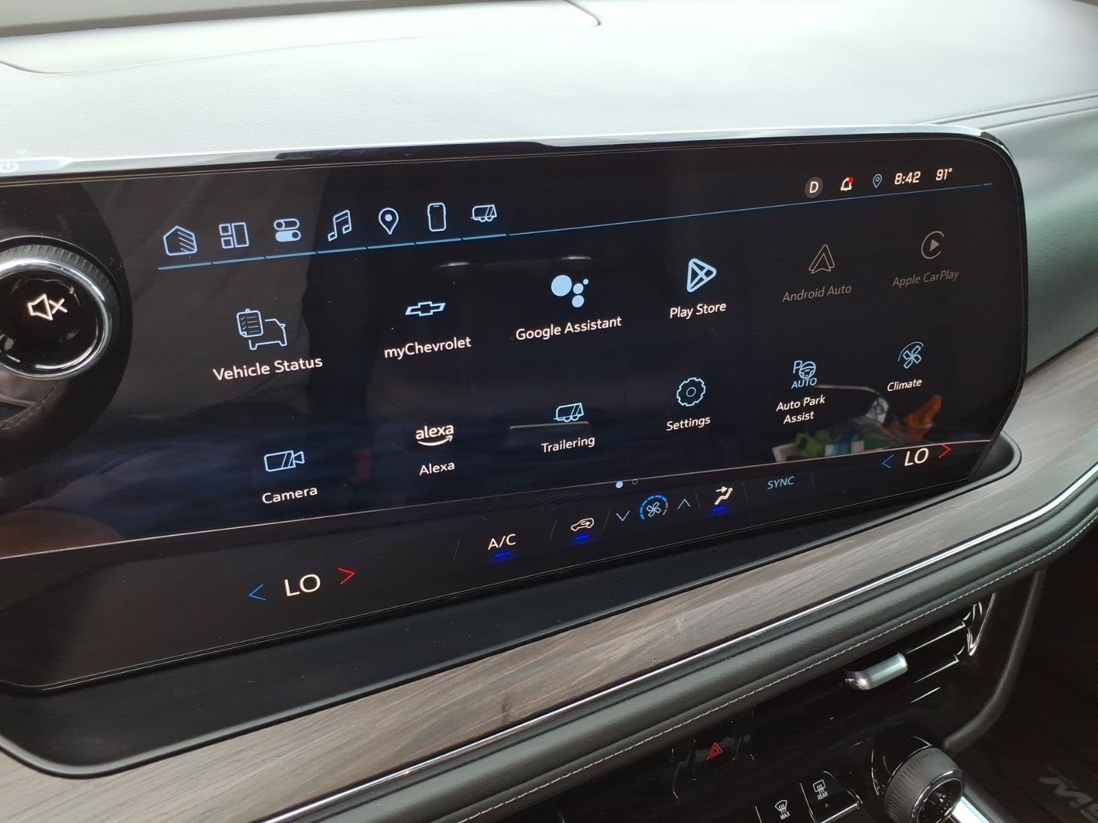 2025 Chevrolet Tahoe LS