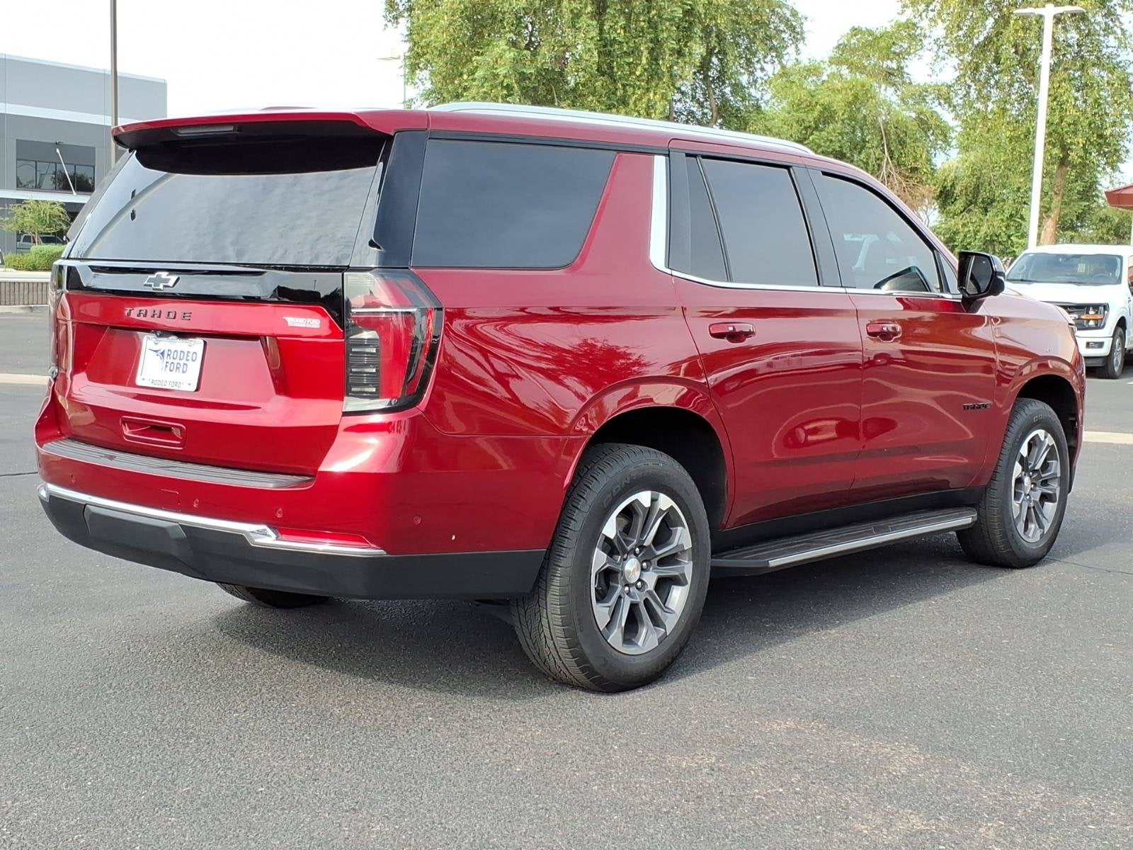 2025 Chevrolet Tahoe LS