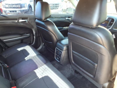 2016 Chrysler 300 300C