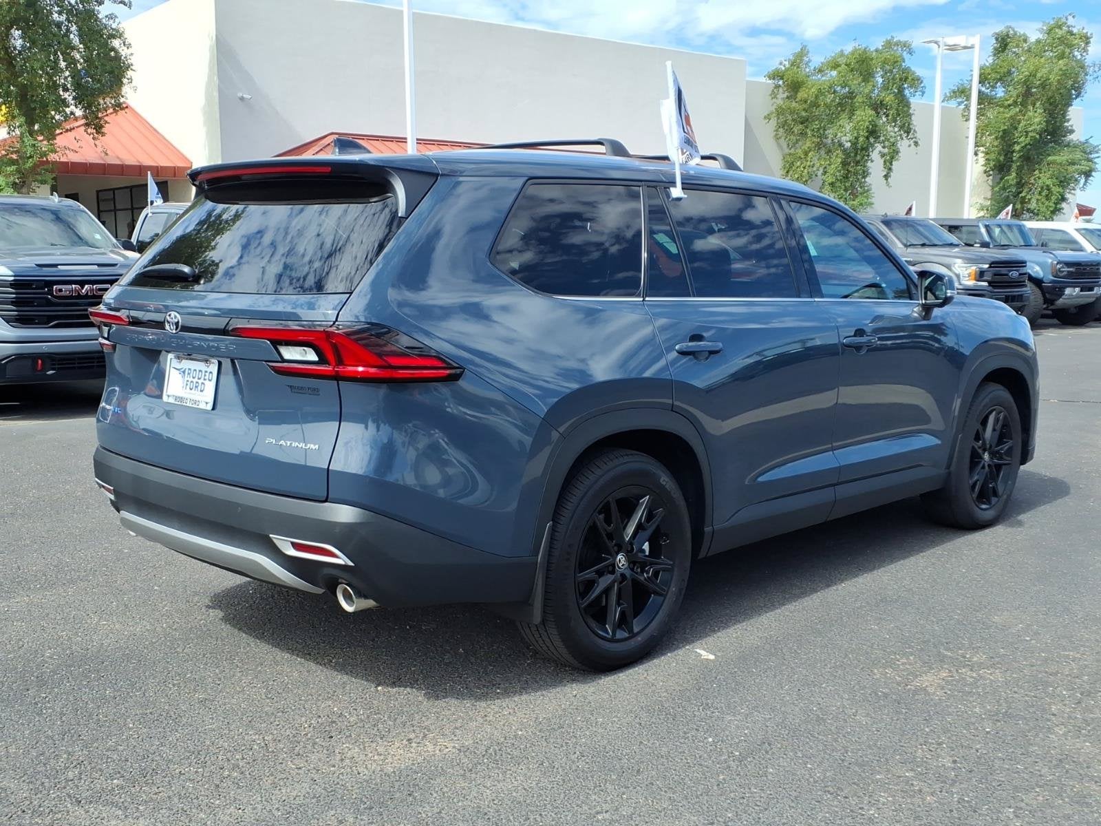 2026 Toyota Grand Highlander Hybrid MAX Platinum