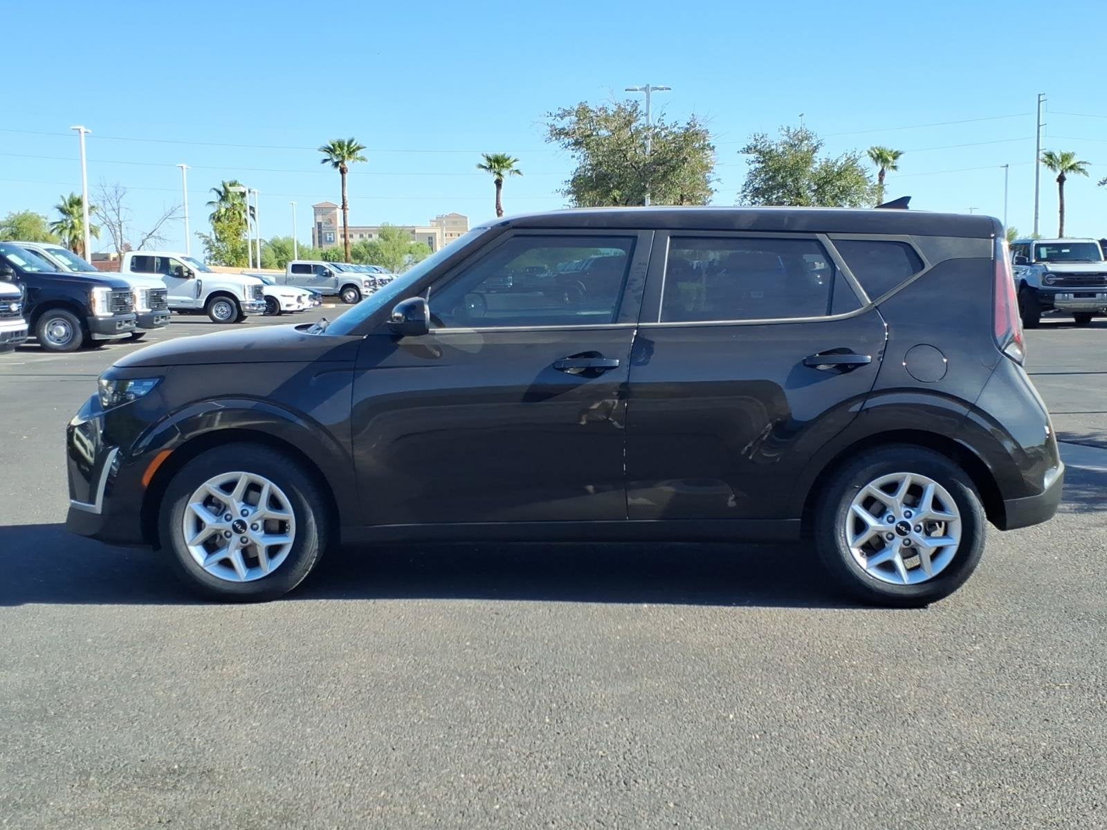 2023 Kia Soul LX