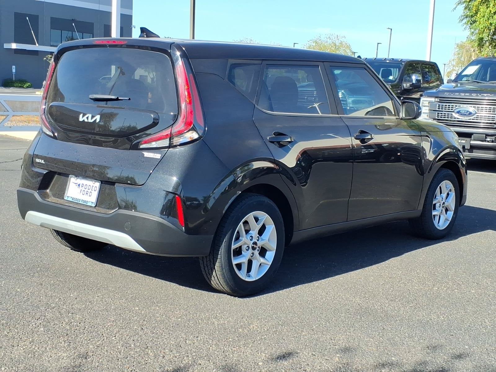 2023 Kia Soul LX